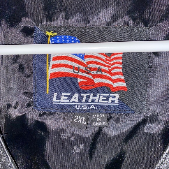 Leather vest - Picture 2 of 5